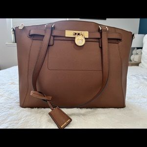 Micheal Kors tote bag